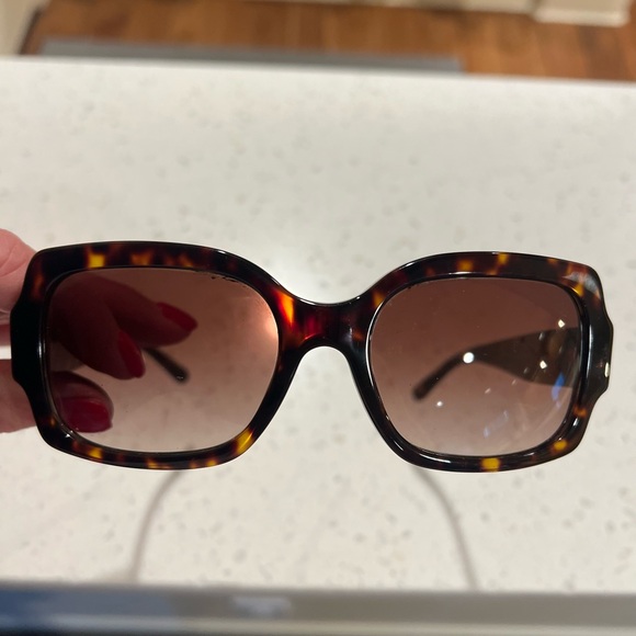 Tory Burch Sunglasses - Picture 6 of 7
